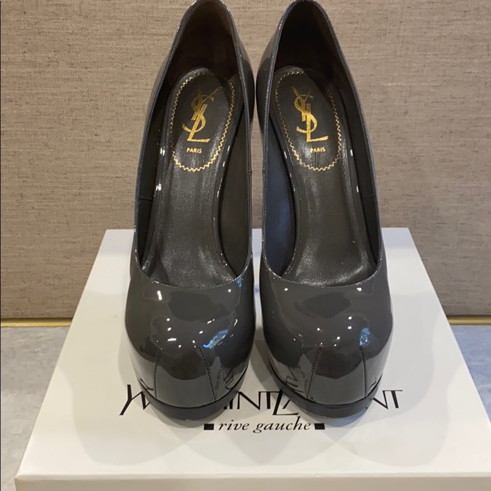 Authentic YSL Yves Saint Laurent tribtoo 105 pumps